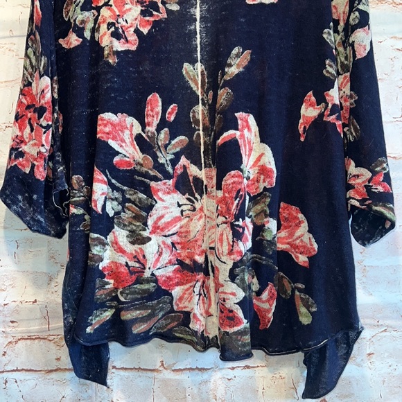 Knitted and Knotted Anthopologie batwing sleeve open cardigan floral M collared - Picture 11 of 13